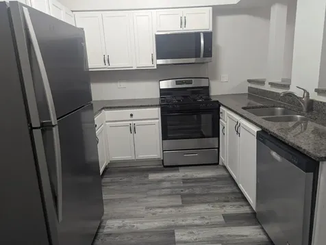 7306 North Winchester Avenue Chicago IL 60626