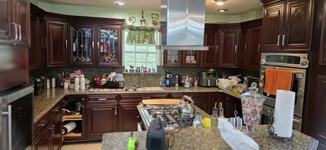 1N521 Mac Queen Dr Drive West Chicago IL 60185