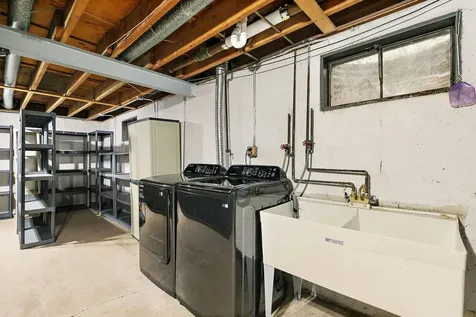629 North Wren Avenue Palatine IL 60067