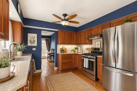 629 North Wren Avenue Palatine IL 60067