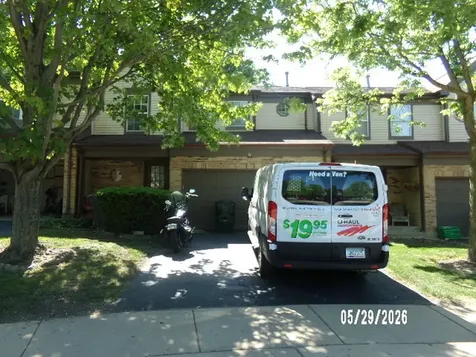 11 Oxford Court Algonquin IL 60102