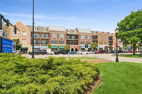 40 East Northwest Highway Mount Prospect IL 60056