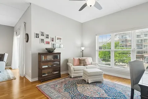 40 East Northwest Highway Mount Prospect IL 60056