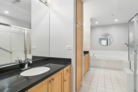 40 East Northwest Highway Mount Prospect IL 60056