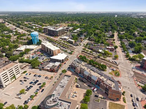 40 East Northwest Highway Mount Prospect IL 60056