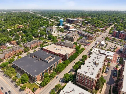 40 East Northwest Highway Mount Prospect IL 60056