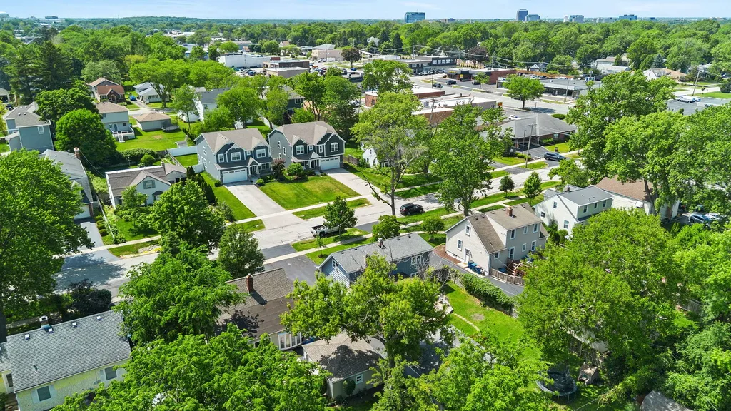 4335 Prospect Avenue Downers Grove IL 60515