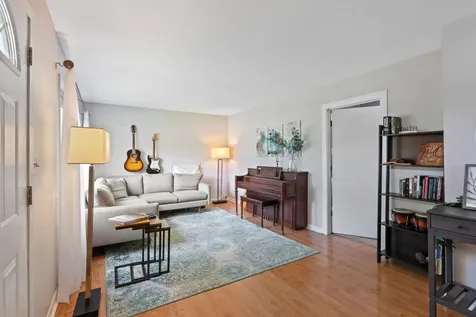 4335 Prospect Avenue Downers Grove IL 60515