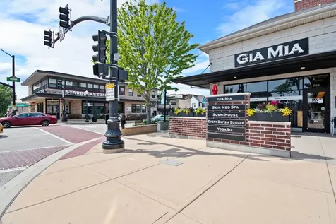 4335 Prospect Avenue Downers Grove IL 60515