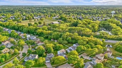 906 Barbara Street Lake In The Hills IL 60156