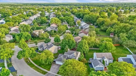 906 Barbara Street Lake In The Hills IL 60156