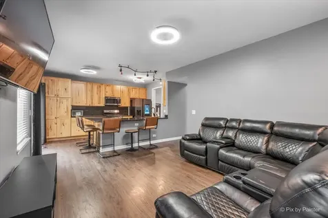 906 Barbara Street Lake In The Hills IL 60156
