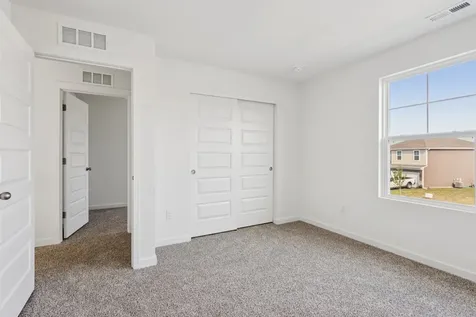 992 Sapphire Lane Montgomery IL 60538