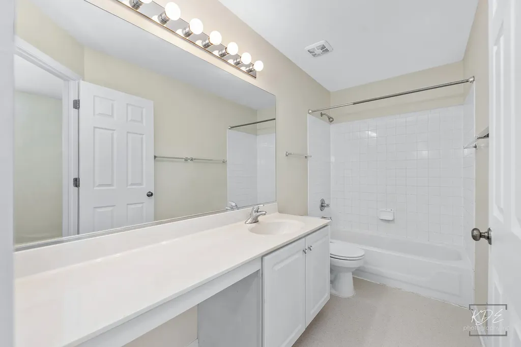 2640 Idaho Road Naperville IL 60564