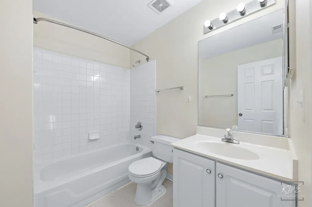 2640 Idaho Road Naperville IL 60564