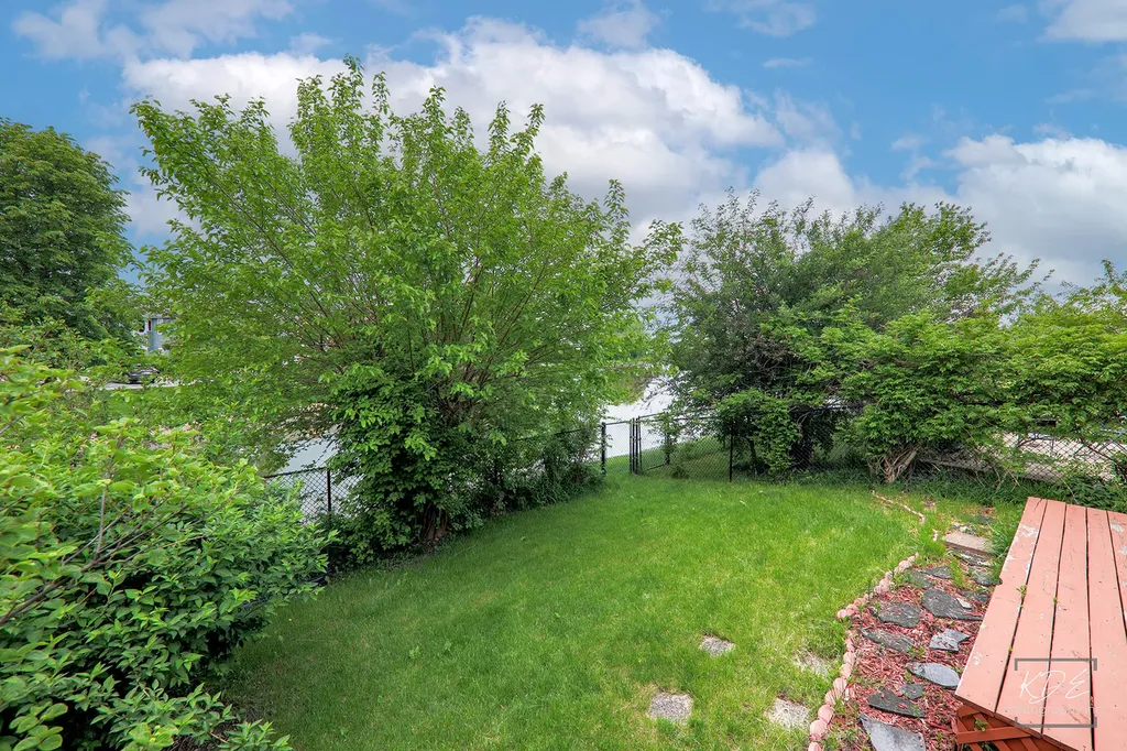 2640 Idaho Road Naperville IL 60564