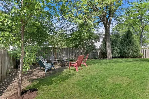 90 Southfield Drive Vernon Hills IL 60061