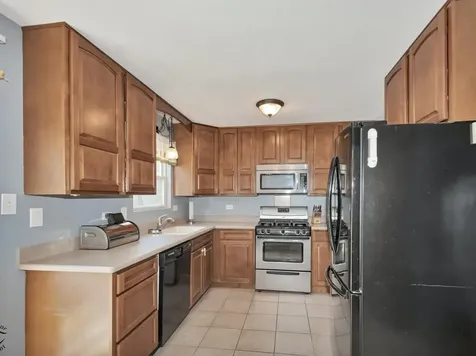 816 Addleman Street Joliet IL 60431