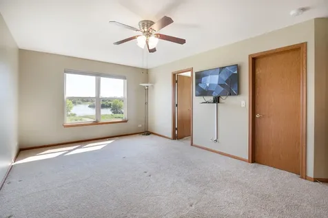 1759 Napa Suwe Lane Wauconda IL 60084