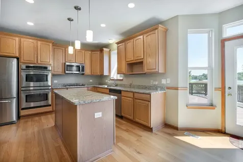 1759 Napa Suwe Lane Wauconda IL 60084