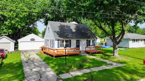 301 Ash Avenue Morrison IL 61270