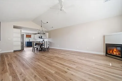 1419 Inglewood Circle Bloomington IL 61704