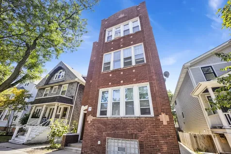 2107 West Eastwood Avenue Chicago IL 60625