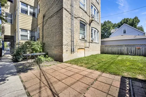 2107 West Eastwood Avenue Chicago IL 60625