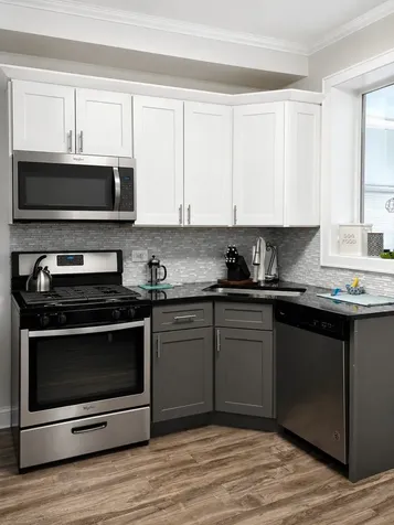 2107 West Eastwood Avenue Chicago IL 60625