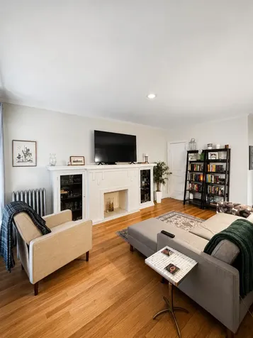 2107 West Eastwood Avenue Chicago IL 60625