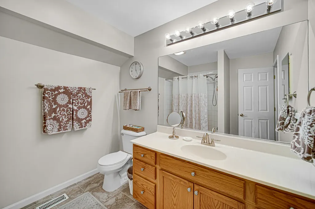 11115 Douglas Avenue Huntley IL 60142