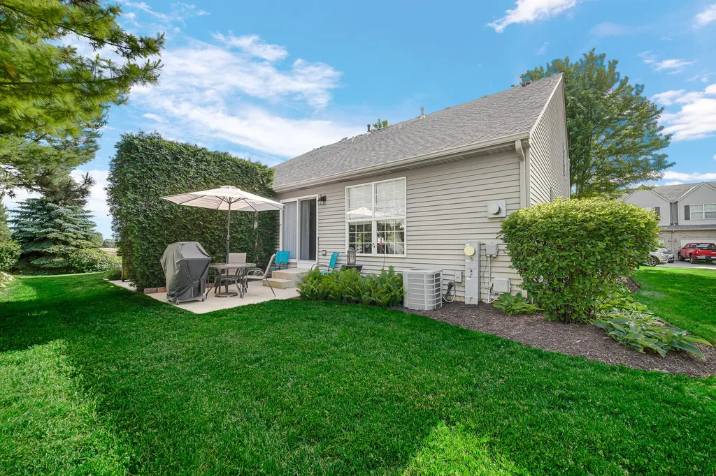 11115 Douglas Avenue Huntley IL 60142