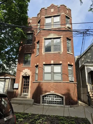4321 North Leavitt Street Chicago IL 60618