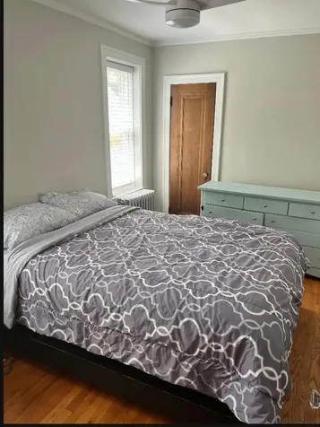4321 North Leavitt Street Chicago IL 60618