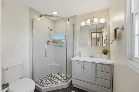 516 Janine Lane Schaumburg IL 60193