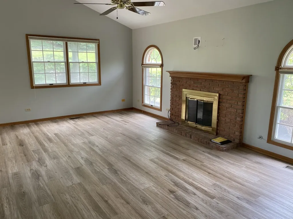 8581 Sandalwood Drive Darien IL 60561