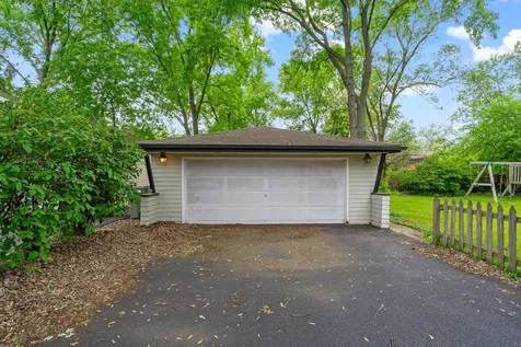 17720 67TH Avenue Tinley Park IL 60477