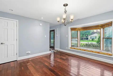 17720 67TH Avenue Tinley Park IL 60477