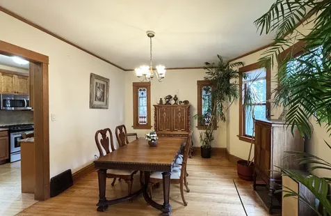 804 South Grove Avenue Oak Park IL 60304