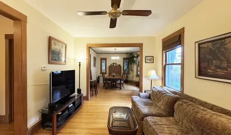 804 South Grove Avenue Oak Park IL 60304