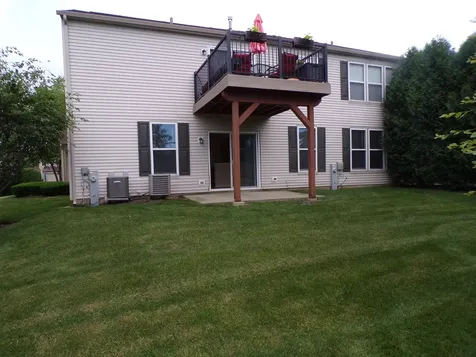 120 West Buckingham Drive Round Lake IL 60073