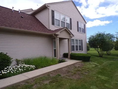 120 West Buckingham Drive Round Lake IL 60073