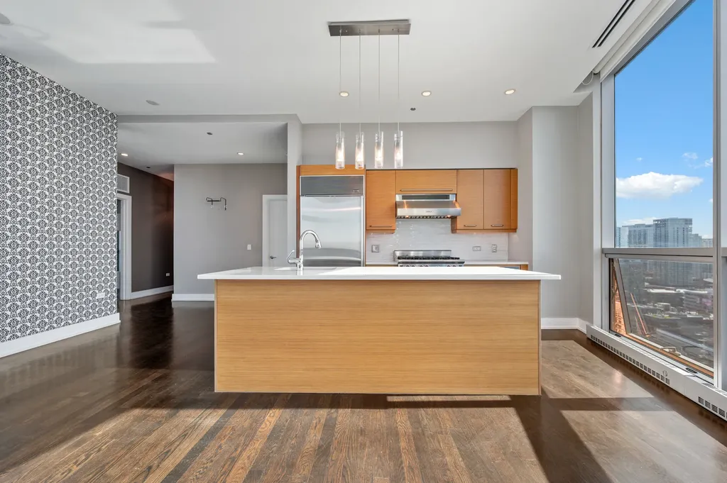 110 West Superior Street Chicago IL 60654