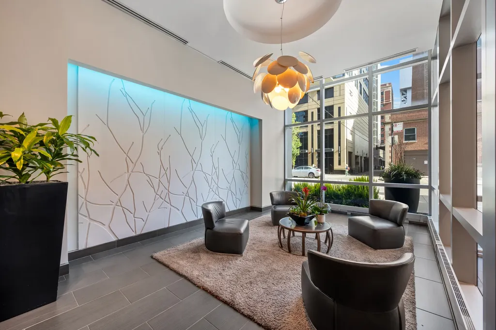 110 West Superior Street Chicago IL 60654