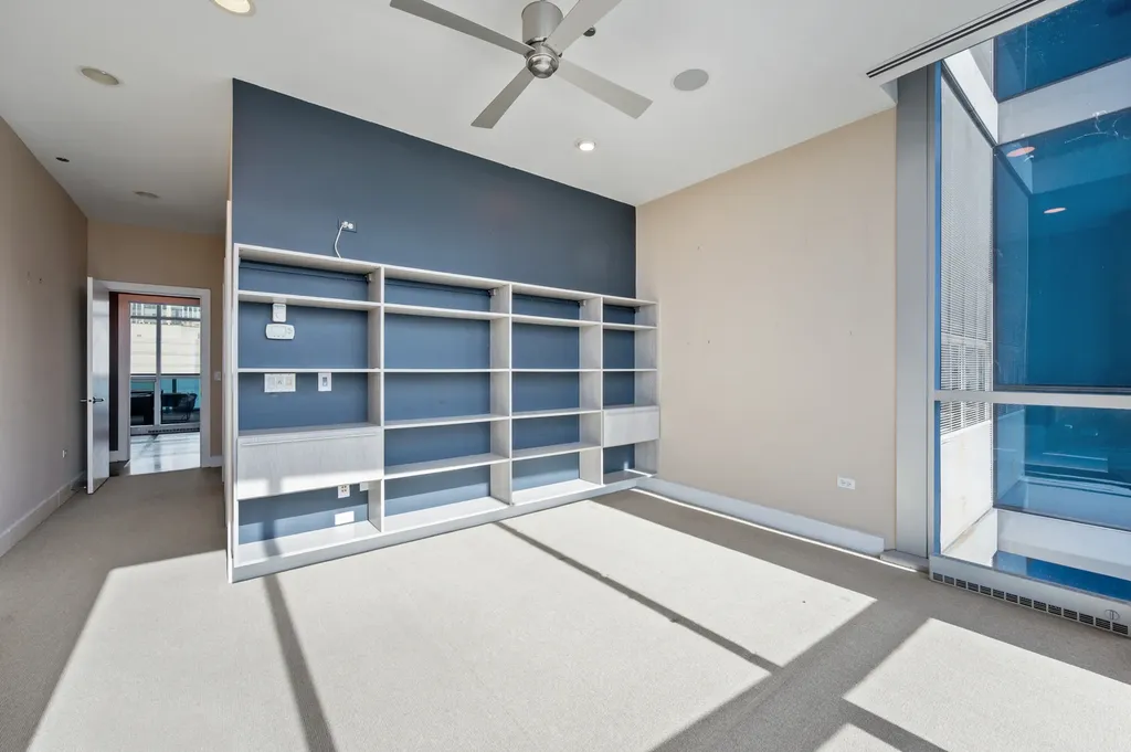 110 West Superior Street Chicago IL 60654