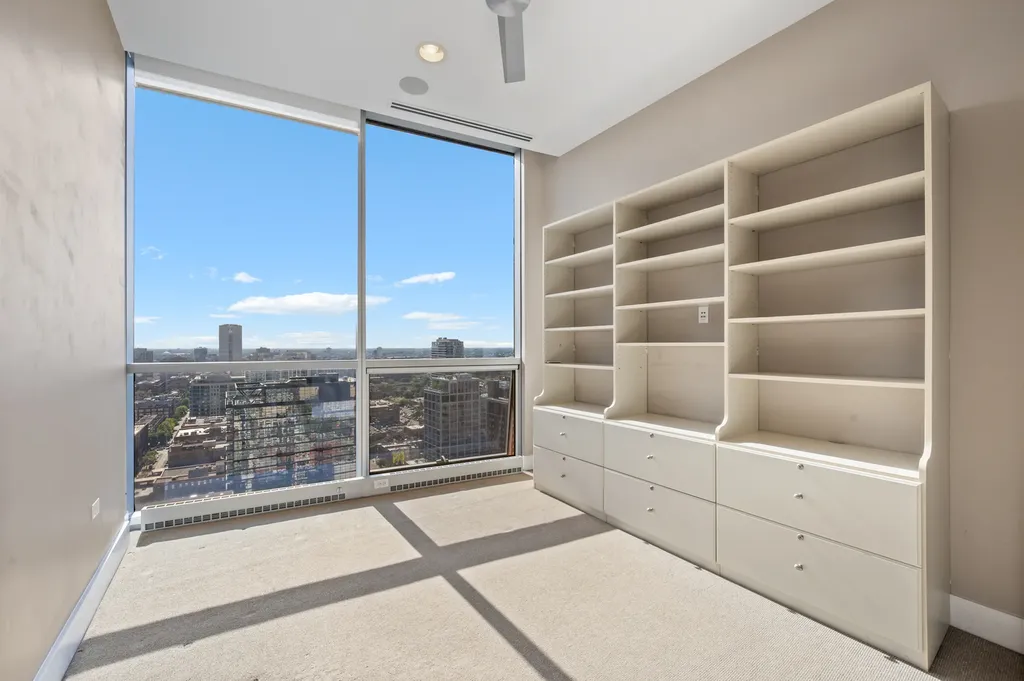 110 West Superior Street Chicago IL 60654