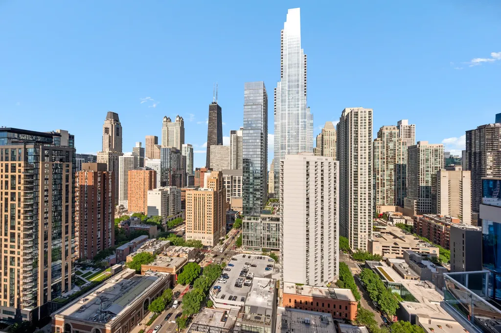 110 West Superior Street Chicago IL 60654