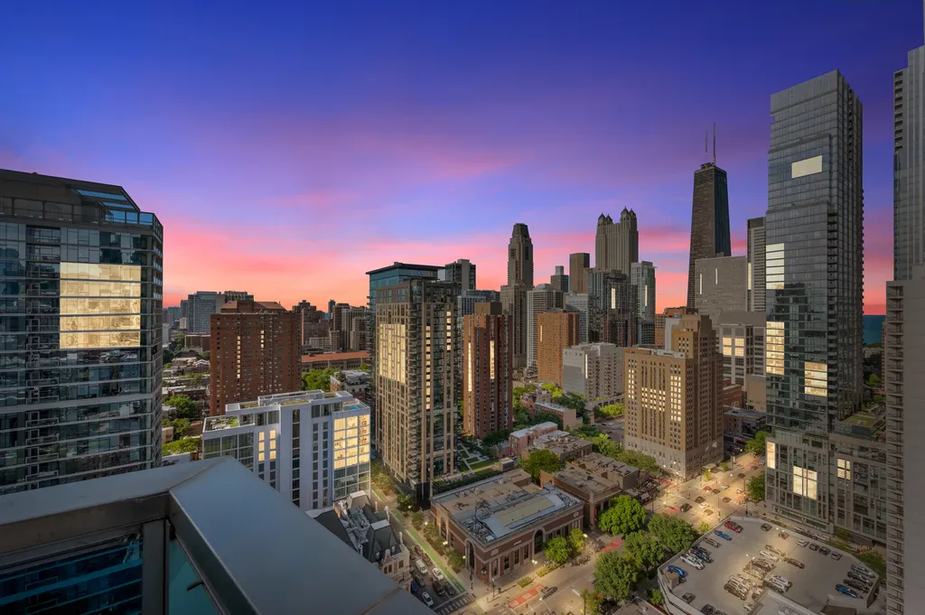 110 West Superior Street Chicago IL 60654