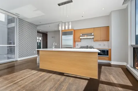 110 West Superior Street Chicago IL 60654