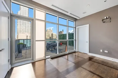 110 West Superior Street Chicago IL 60654